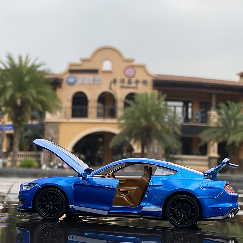 1:32 High Simulation Supercar  - Model Kit Mustang review and price