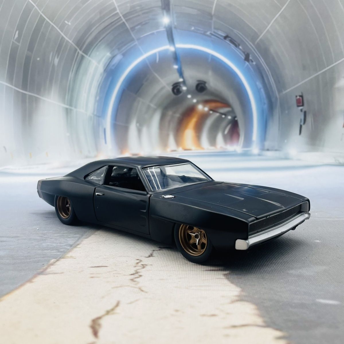 JADA 1:24 Charger 1968 Alloy C - Model Kit Mustang review and price