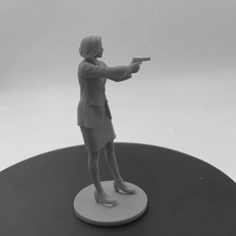 Gillian Anderson Cully 75mm Re - Model Kit Warhammer review and price